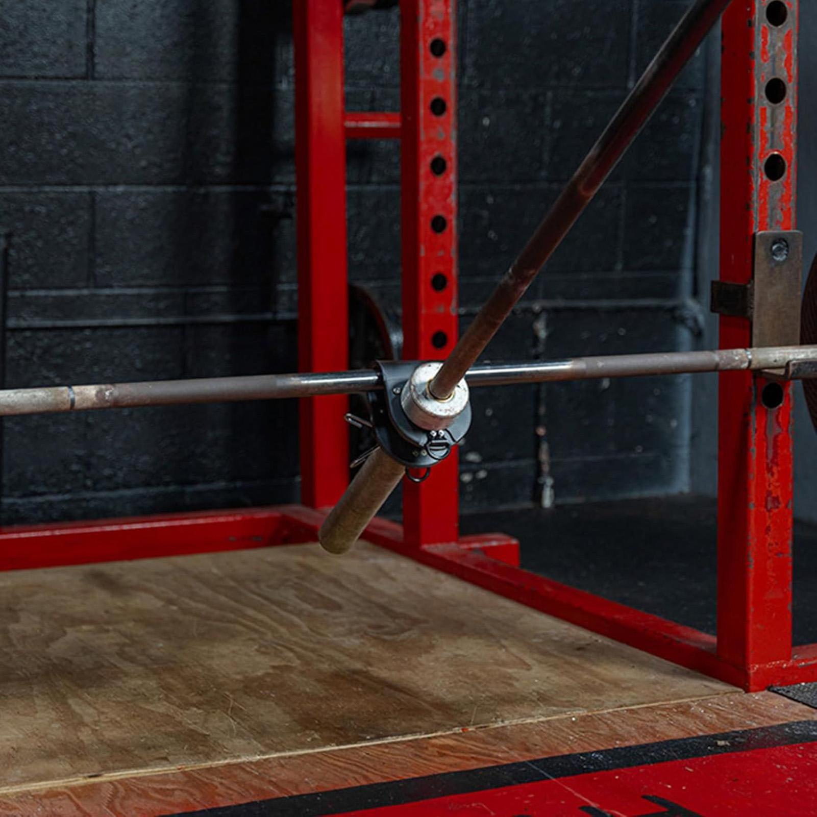 مشبك على شكل حرف U لتثبيت الأث - مراجعة Landmine Barbell Attachment وسعره