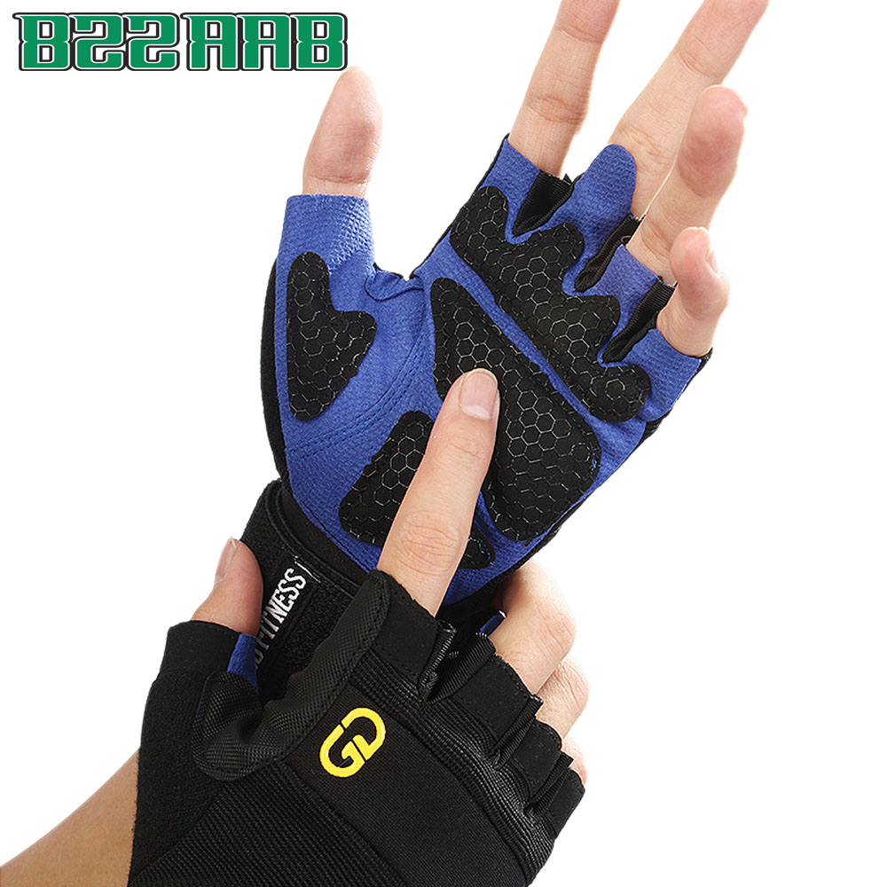 زوج واحد من قفازات التمرين مع  - مراجعة Gear For Crossfit وسعره